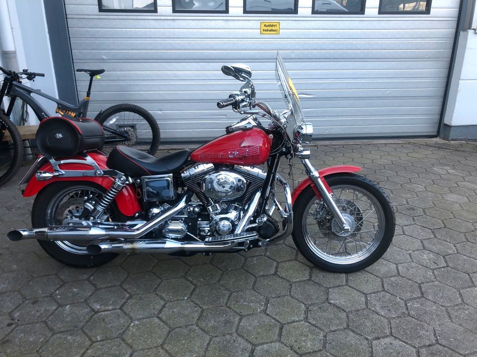 Harley Dyna Low Rider 2002 rot